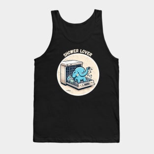 Sweet Animals: The Elephant Is A Shower Lover - Cute Pinguin - A Funny Silly Retro Vintage Style Tank Top